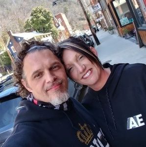 Meet your Posher, Joey